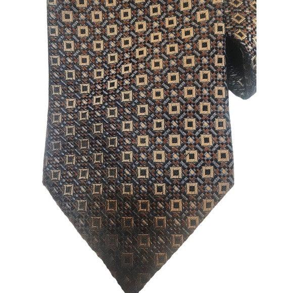 Kenneth Cole Reaction Brown Geometric Men's 100% Silk Tie - Picture 2 of 3